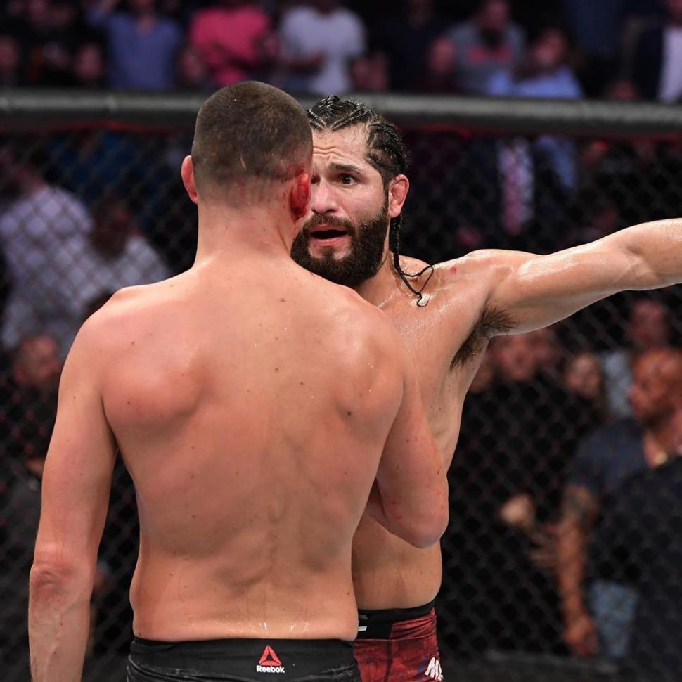 Petarung MMA, Jorge Masvidal saat berhadapan dengan Nate Diaz, Minggu (3/11/2019). [@ufc / Instagram]