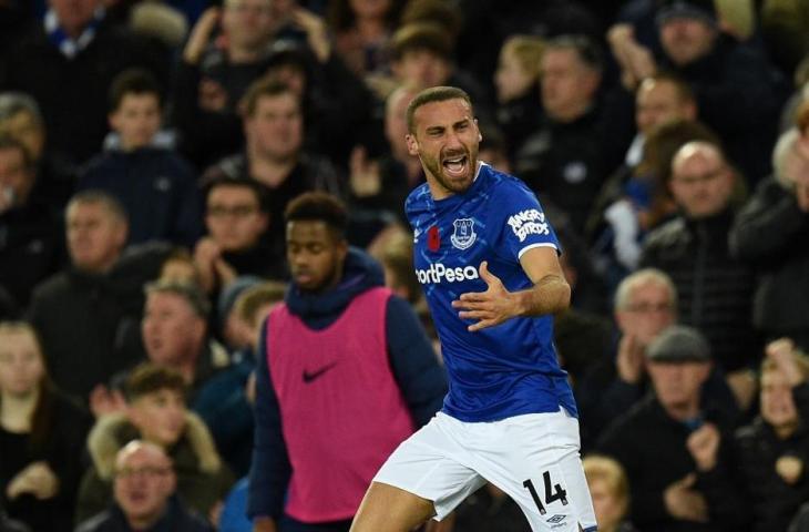 Pemain Everton, Cenk Tosun. [OLI SCARFF / AFP]