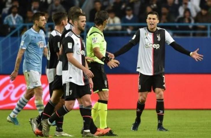 Kekecewaan para pemain Juventus usai kalah 1-3 dari Lazio dalam perebutan gelar juara Piala Super Italia 2019. (FAYEZ NURELDINE / AFP)