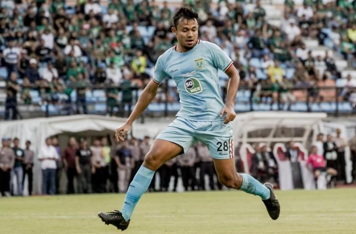 Arif Satria saat berseragam Persela Lamongan. (Dok. Persebaya).