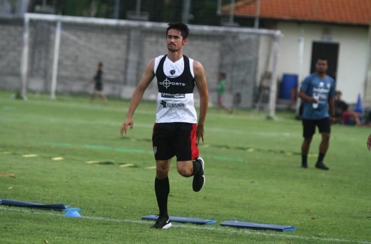 Gavin Kwan Adsit saat mengikuti sesi latihan Bali United. (Dok. Bali United)