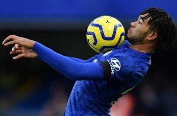 Reece James Semringah Dikelilingi Pemain Hebat di Chelsea