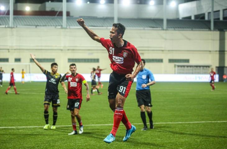 Selebrasi M. Rahmat usai bikin gol di laga debut bersama Bali United ke gawang Tampines Rovers. (Dok. Bali United)