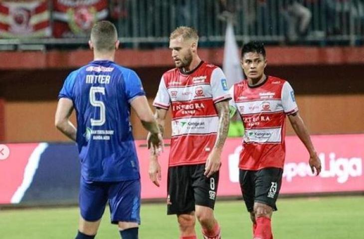 Madura United harus puas bermain imbang 0-0 lawan Persiraja Banda Aceh. (Instagram/maduraunited.fc)