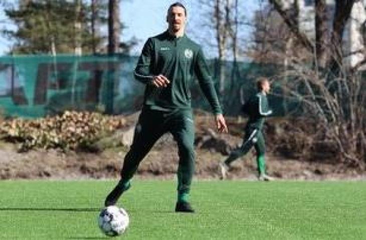 Zlatan Ibrahimovic berlatih bersama klub Swedia, Hammarby. (Dok.Hammarby).