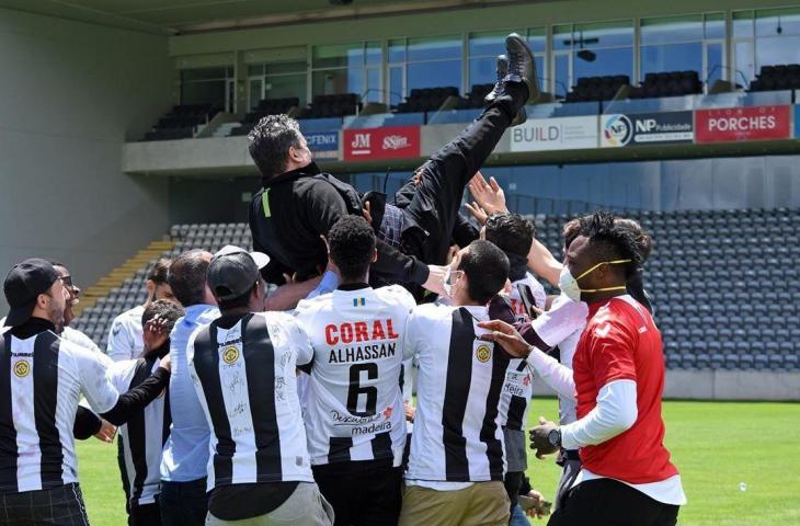 CD Nacional merayakan keberhasilan promosi. (Instagram/@cdnacional).