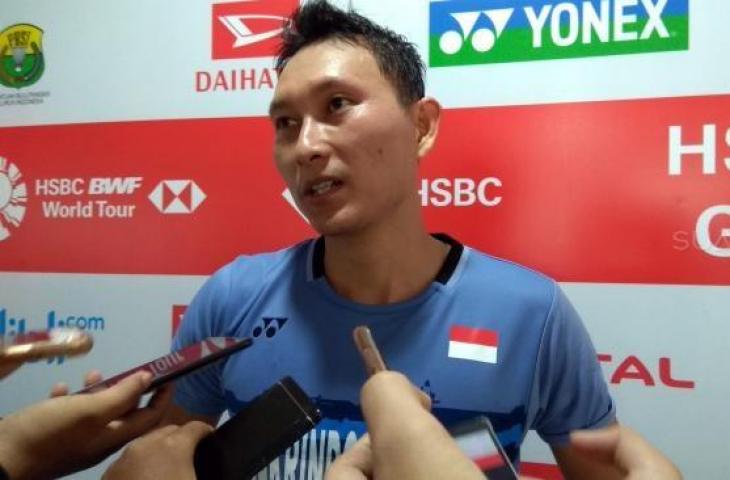 Pebulu tangkis tunggal putra Indonesia, Sony Dwi Kuncoro, lolos ke babak utama Indonesia Masters 2019, Selasa (22/1). [Suara.com/Arief Apriadi]