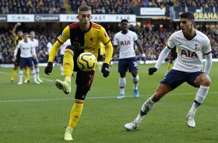 Winger Watford, Gerard Deulofeu, dalam pertandingan melawan Tottenham Hotspur. (AFP/Adrian Dennis).