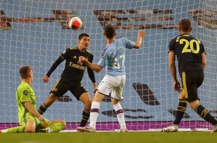 Suasana pertandingan Manchester City vs Arsenal. (DAVE THOMPSON / POOL / AFP)