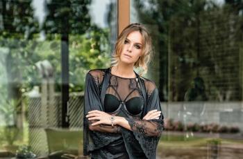 Pesona Angela Robusti, Sarjana Cantik Kekasih Filippo Inzaghi