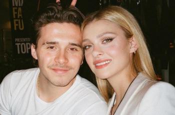 Ciuman Mesra, Brooklyn Beckham Rayakan Anniversary Bareng Nicola Peltz