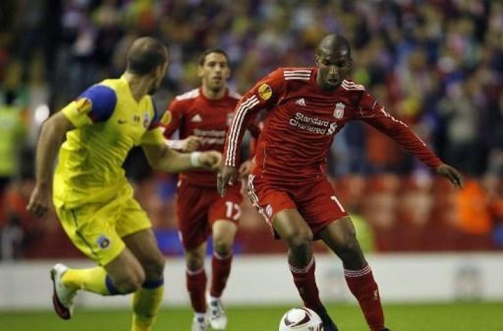 Ryan Babel saat masih bermain untuk Liverpool pada 2010. (MARK ROBINSON / AFP)