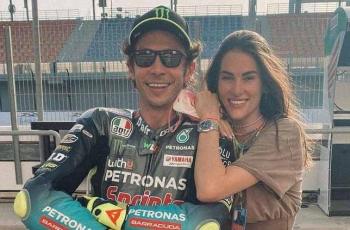 Pamer Body Goals, Pacar Valentino Rossi Bikin Takjub Netizen