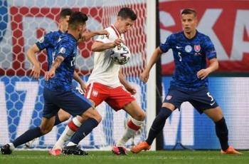 Slovakia Kalahkan Polandia, Kuncinya Matikan Lewandowski