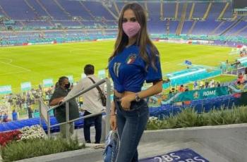 Jelang Belgia Vs Italia, Istri Ciro Immobile Tampil Aduhai Pakai Bikini