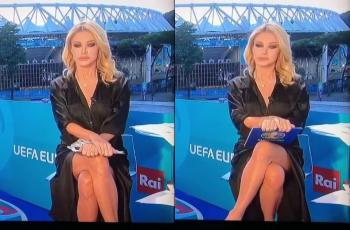 Profil Paola Ferrari, Presenter Italia yang Viral di Euro 2020