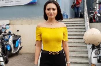 Wika Salim Pose Bareng 'Kembaran', Netizen: Cantiknya Gak Ada Lawan