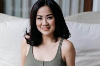 Potret Body Goals Tante Ernie saat Panas-panasan, Netizen: Hot Mom