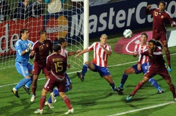 Skuat Timnas Paraguay saat tampil di Copa America 2011. (PABLO PORCIUNCULA / AFP)