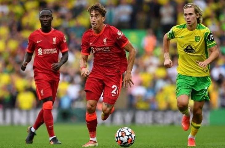 Kostas Tsimikas di laga Norwich vs Liverpool. (JUSTIN TALLIS / AFP)