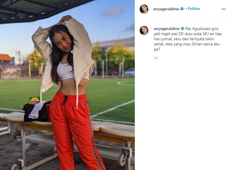 Anya Geraldine tampil sporty saat ajak partner untuk senam SKJ. (Instagram/anyageraldine)