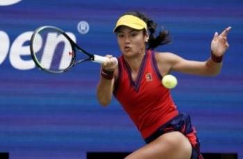 Tanpa Pelatih, Emma Raducanu Pede Hadapi Transylvania Open 2021