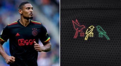 Potret jersey ketiga Ajax Amsterdam yang terinspirasi dari Bob Marley. (Twitter/@FootyAccums)