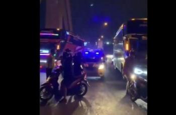 Viral Video Bus Persib Dicegat Suporter di Jembatan Pasupati Bandung