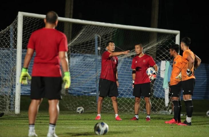 Tiga asisten baru Timnas Indonesia sudah bergabung dengan skuat Garuda di Thailand. (Dok. PSSI)