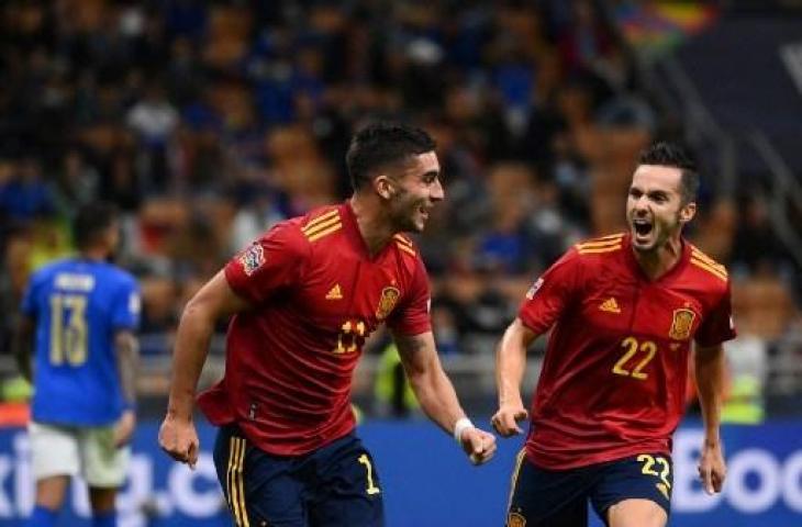 Selebrasi penyerang Spanyol, Ferran Torres usai bobol gawang Italia di semifinal UEFA Nations League 2021. (FRANCK FIFE / AFP)