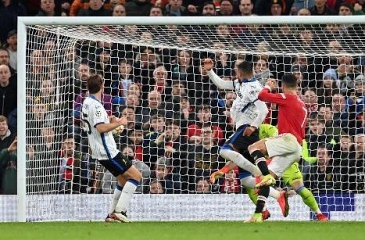 Aksi Cristiano Ronaldo saat bobol gawang Atalanta dalam lanjutan Liga Champions. (PAUL ELLIS / AFP)