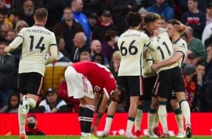 Liverpool bantai Manchester United di Old Trafford dalam lanjutan pekan ke-9 Liga Inggris, Minggu (24/10/2021). (Oli SCARFF / AFP)