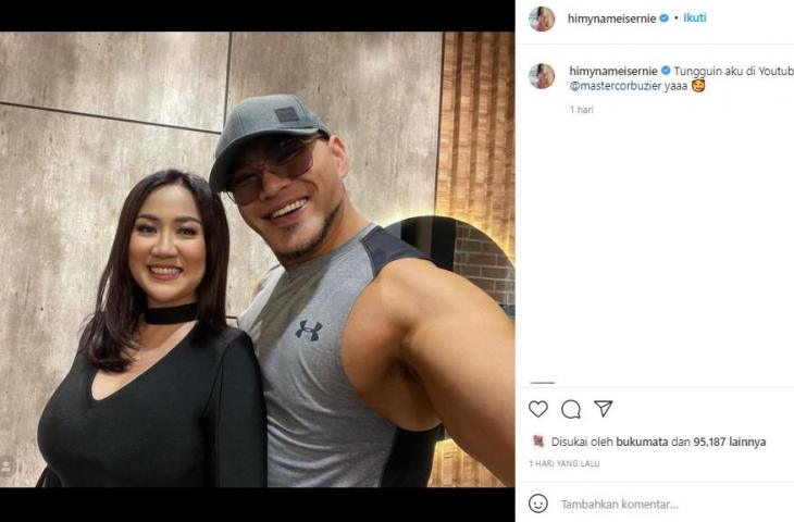 Tante Ernie dan Deddy Corbuzier. (Instagram/@himynameisernie)