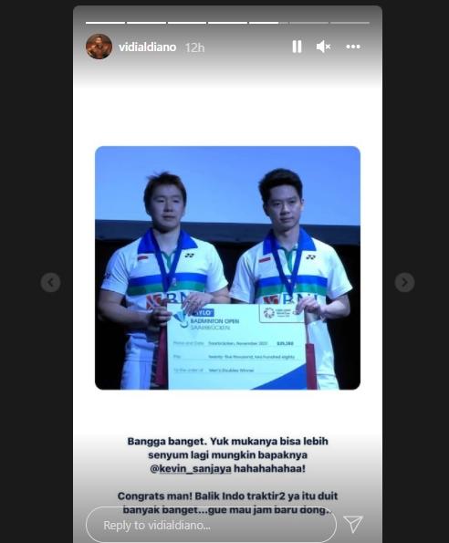 Postingan Vidi Aldiano usai Kevin Sanjaya/Marcus Gideon juara Hylo Open 2021. (Instagram/@vidialdiano)