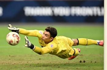 Jelang Laga Lawan Vietnam, Kiper Timnas Indonesia Punya Harapan Khusus untuk Suporter Garuda