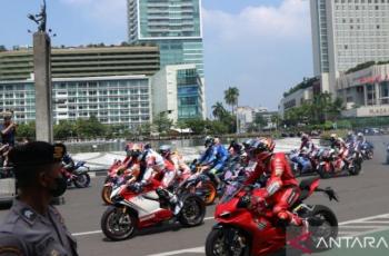 Disambut Meriah, 20 Pembalap Ramaikan Parade MotoGP di Jakarta