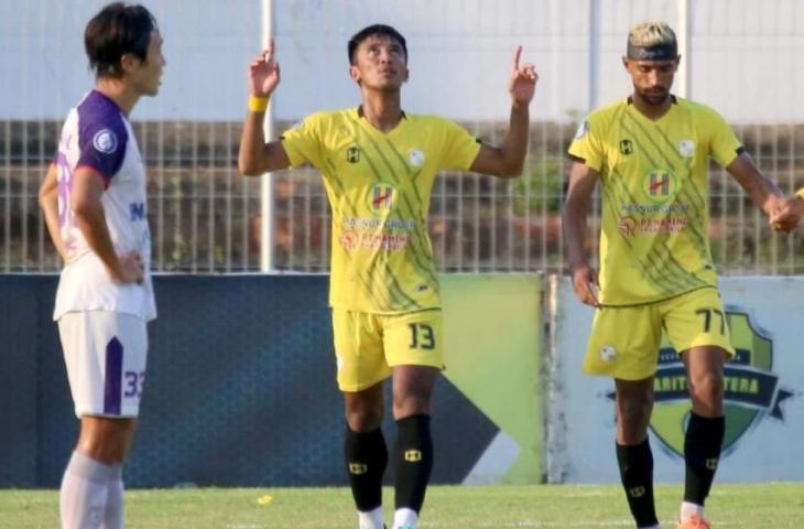 Bayu Pradana usai mencetak gol ke gawang Persita Tangerang. (Dok. Liga 1)