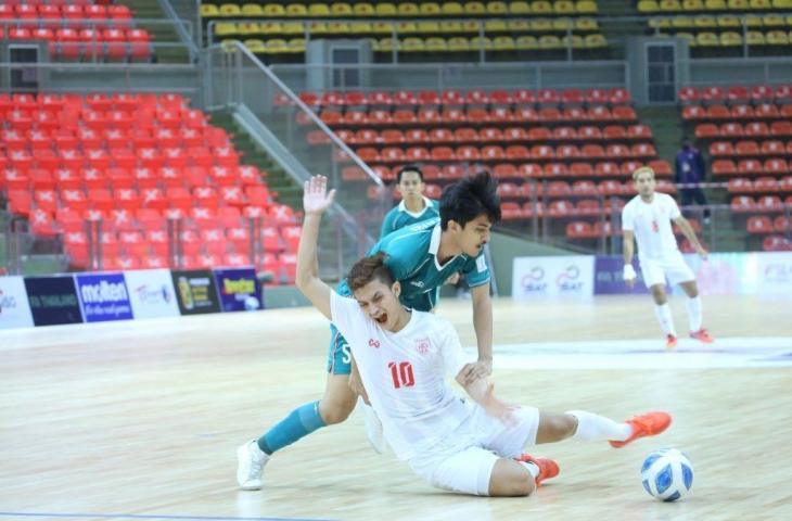 Timnas Futsal Indonesia menghadapi Myanmar. (the-mff.org)