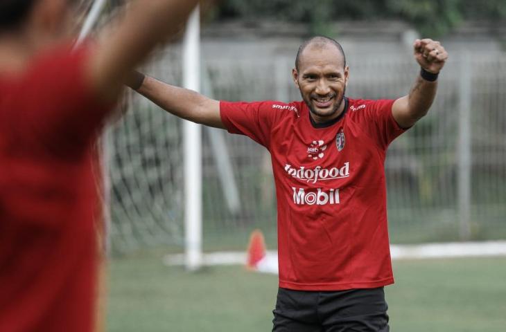 Leonard Tupamahu bertahan di Bali United. (dok,baliutd)