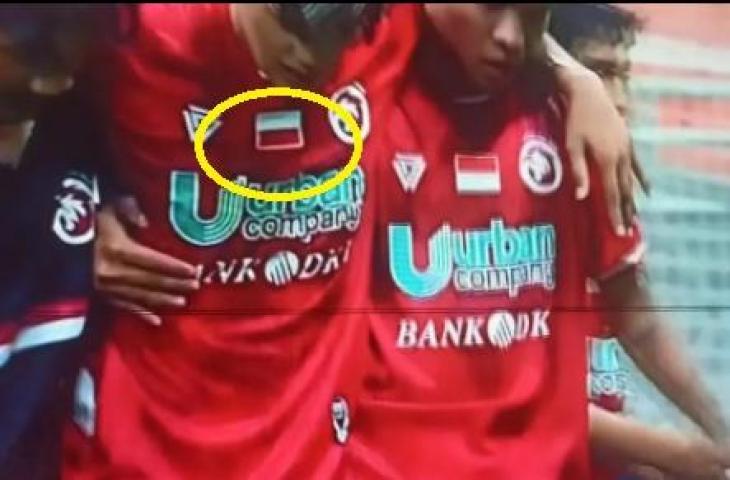 Viral jersey dengan bendera merah putih terbalik. (Instagram/@timnasgoal)