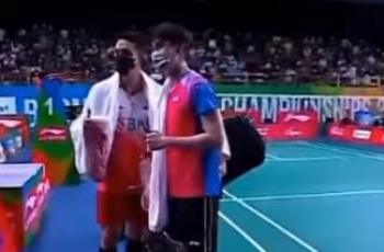 Viral Momen Jonatan Christie Beri Perhatian ke Loh Kean Yew, Netizen: Penuh Senyum