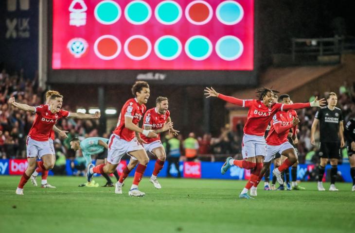 Selebrasi pemain Nottingham Forest usai mengalahkan Sheffield United untuk melaju ke final playoff Championship. (Twitter)