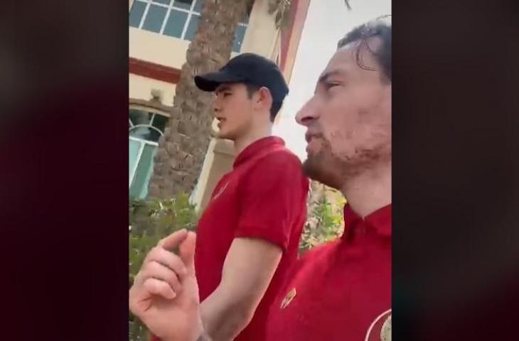 Pemain Timnas Indonesia Marc Klok dan Elkan Baggott. (Tiktok/marcklok)