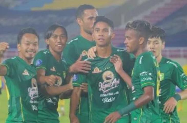 Para pemain Persebaya Surabaya. [Suara.com/Ronald Seger Prabowo]