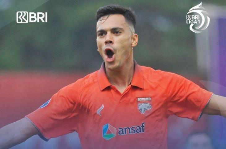 Striker asing Borneo FC, Matheus Pato, usai mencetak brace ke gawang Persik Kediri. (Instagram/@liga1match)