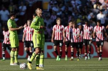 Manchester United Dibantai Brentford, Erik Ten Hag Minta Maaf ke Suporter