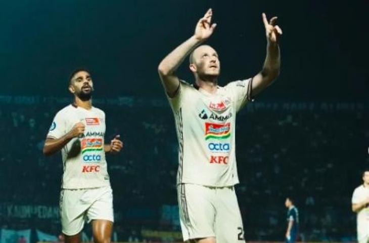 Selebrasi Michael Krmencik usai cetak gol saat Persija Jakarta kalahkan Arema FC 1-0 di Liga 1 2022. (Instagram/persija)