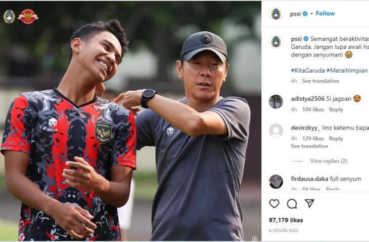 Marselino Ferdinan tersenyum bahagia di samping Shin Tae-yong (Instagram)