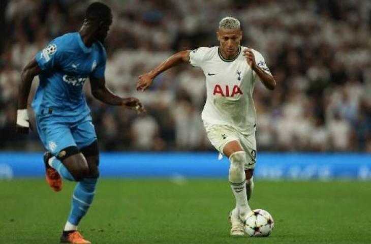 Richarlison borong dua gol saat Tottenha Hotspur kalahkan Marseille 2-0 di fase grup Liga Champions 2022/2023. (AFP)