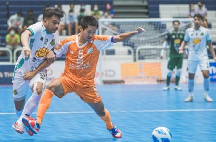 Potret pertandingan Bintang Timur Surabaya vs Hongyen Thakam di fase grup AFF Futsal Cup 2022. (Instagram/bintangtimur_surabaya)